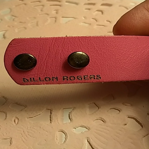 Handmade Leather cuff bracelet - Picture 6 of 8